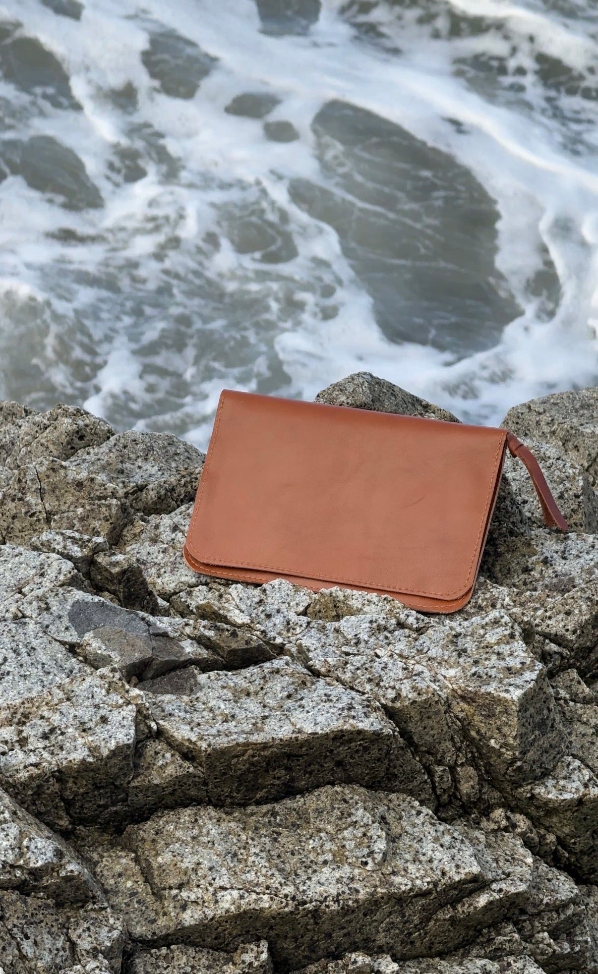 IVY LEATHER CLUTCH WALLET | CARAMEL Leather Bag - handcrafted by Market Canvas Leather in Tofino, BC, Canada