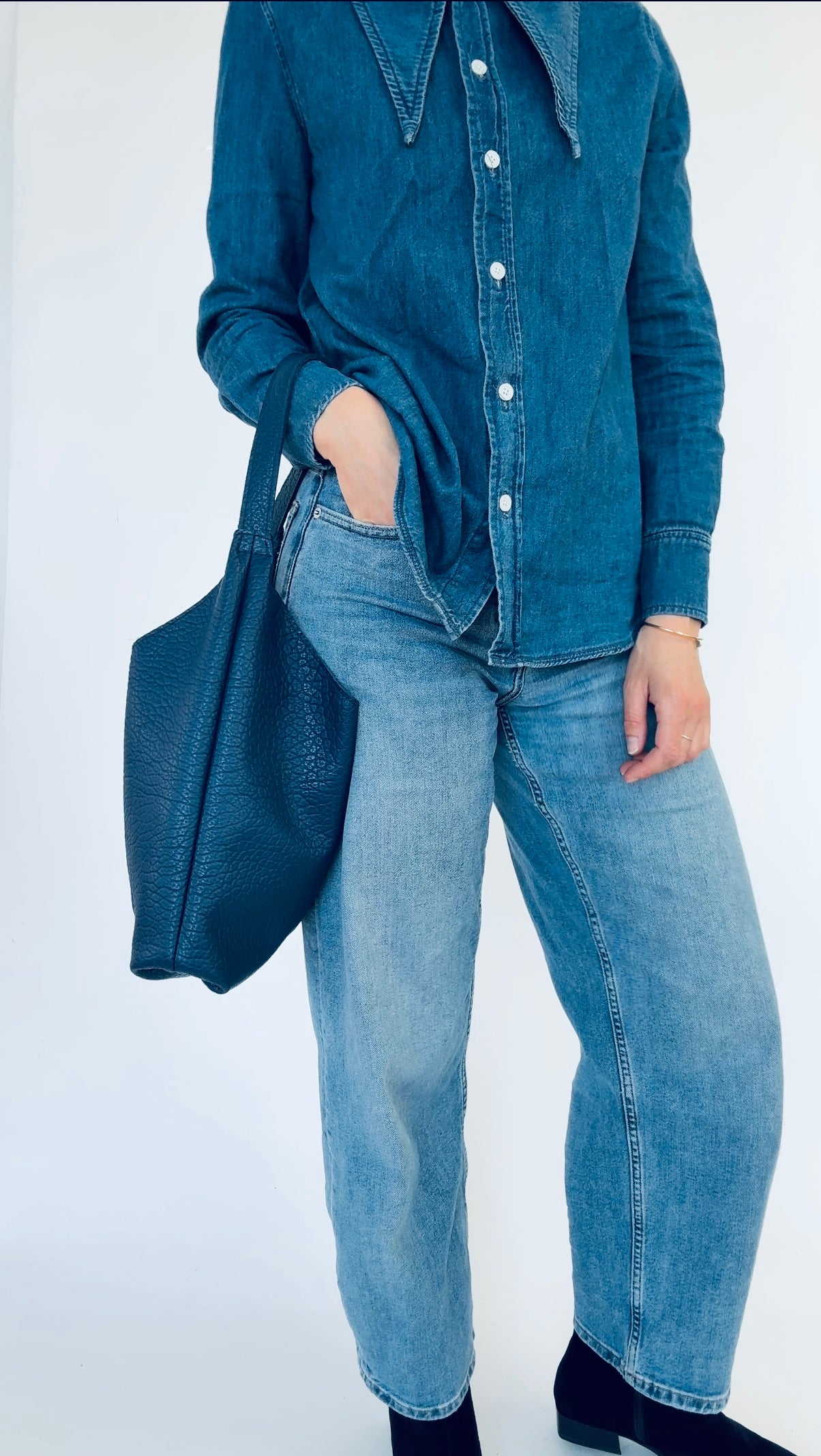 BRUNA SHOULDER BAG | PEBBLED NAVY Leather Bag - handcrafted by Market Canvas Leather in Tofino, BC, Canada