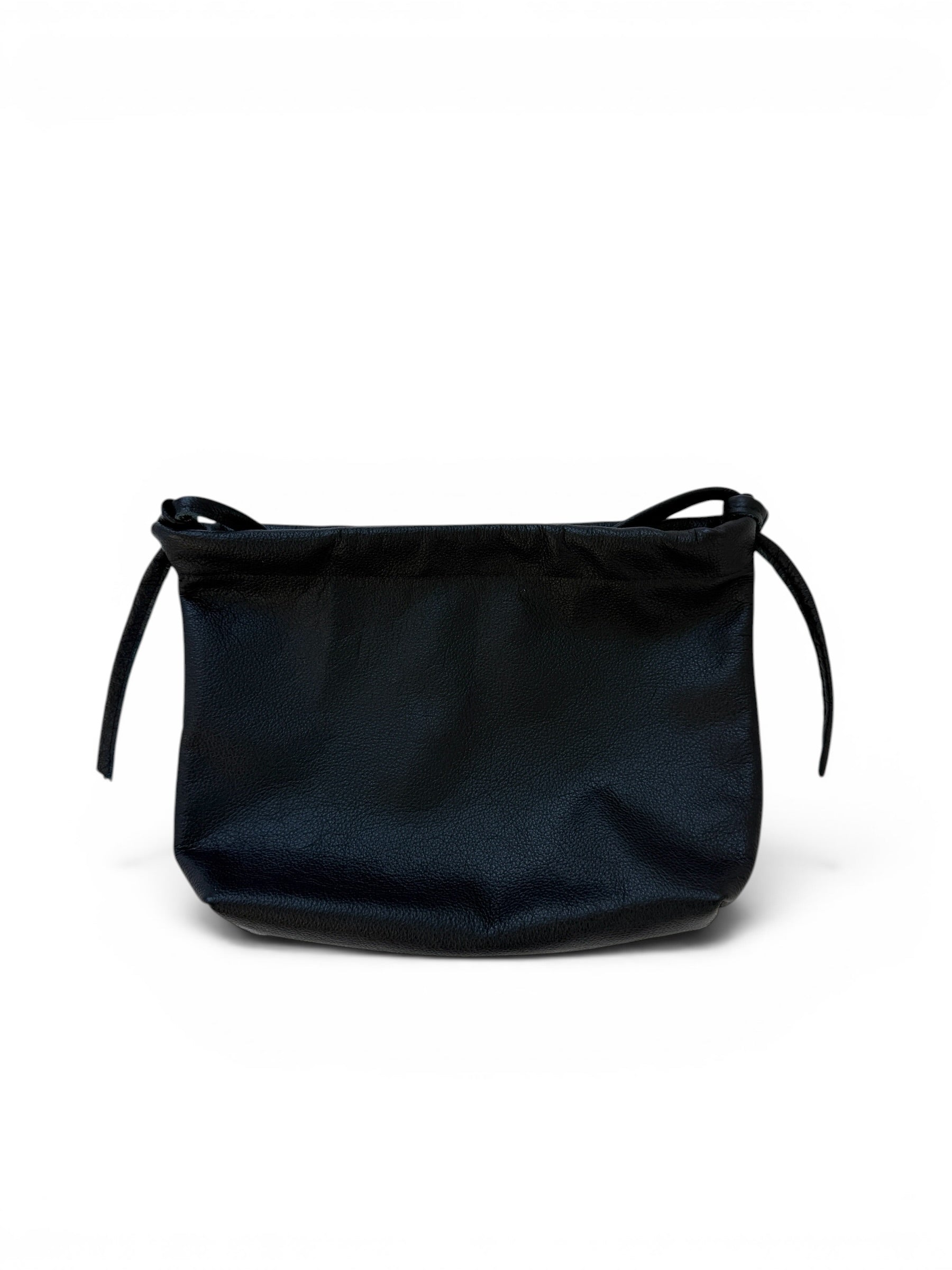 HENNI TOTE | NOIR Leather Bag - handcrafted by Market Canvas Leather in Tofino, BC, Canada
