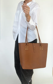 MOORE REFINED TOTE | CARAMEL Leather Bag - handcrafted by Market Canvas Leather in Tofino, BC, Canada