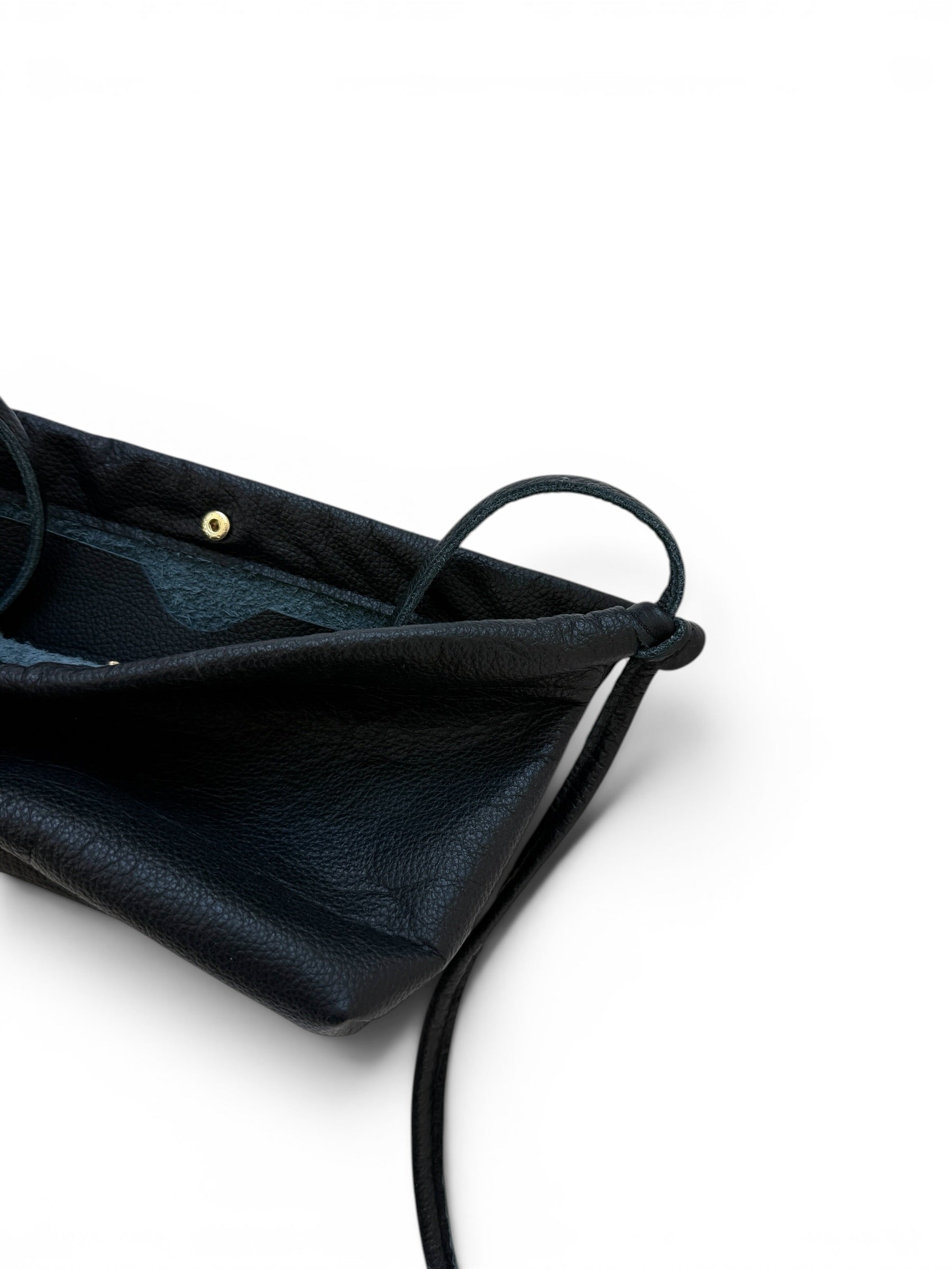 MINI HENNI TOTE | NOIR Leather Bag - handcrafted by Market Canvas Leather in Tofino, BC, Canada