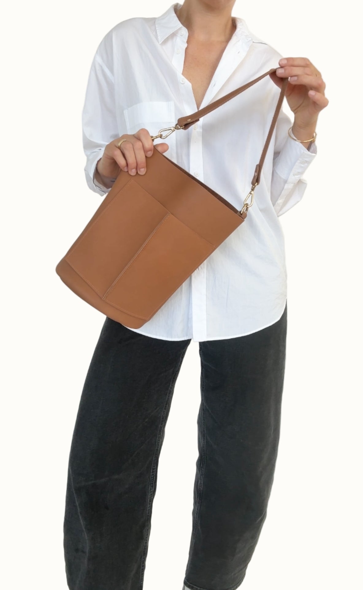 FRANCES POCKET BUCKET BAG | LATTE Leather Bag - handcrafted by Market Canvas Leather in Tofino, BC, Canada