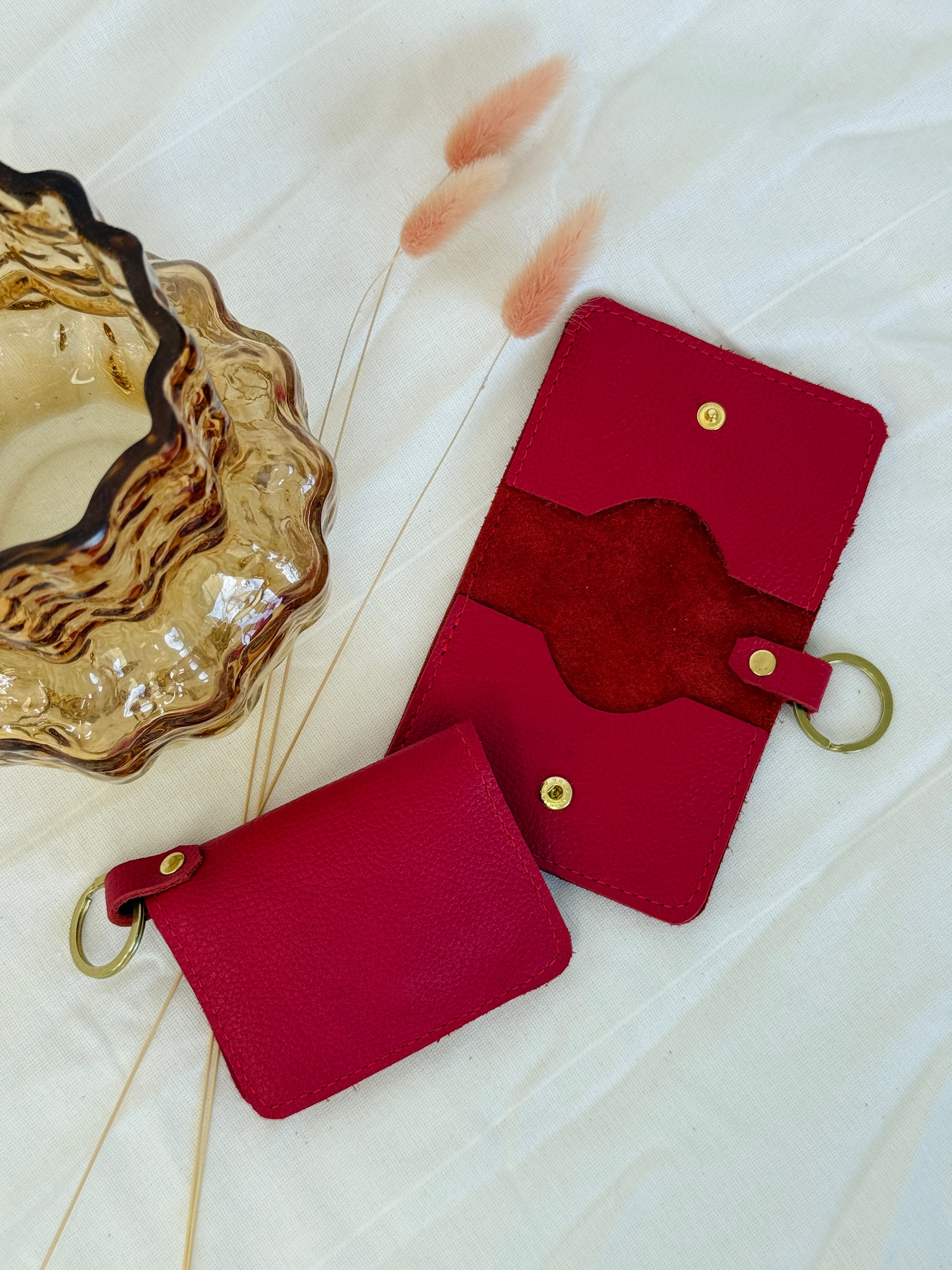 DÓRA LEATHER WALLET | STRAWBERRY Leather Bag - handcrafted by Market Canvas Leather in Tofino, BC, Canada